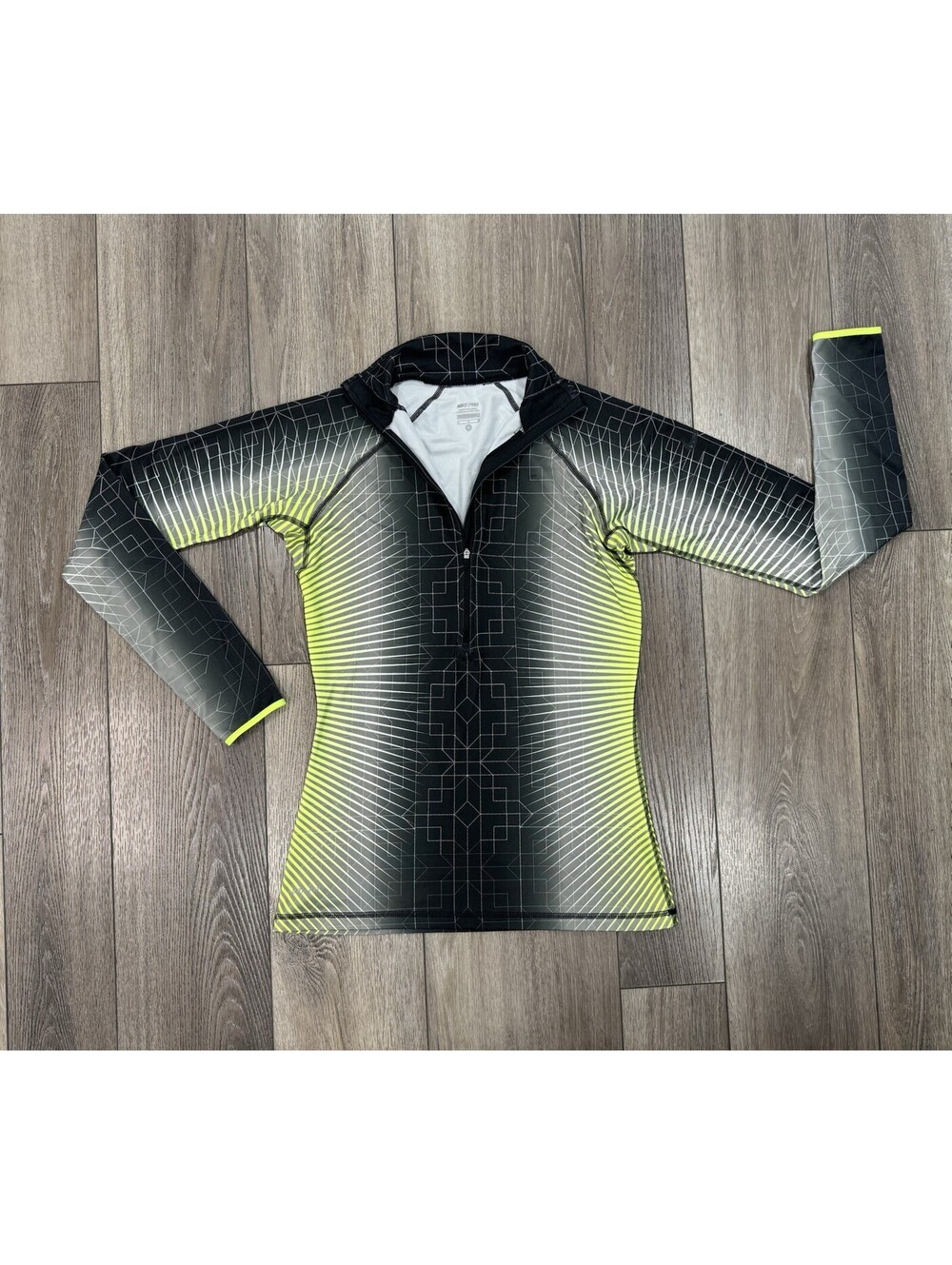 Nike Pro Shirt Jacket Pullover Size Medium 1/2 Zip Black Neon Yellow Thumbholes